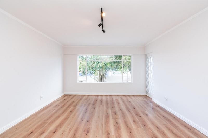 To Let 2 Bedroom Property for Rent in Claremont Upper Western Cape
